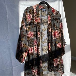 American eagle kimono style top